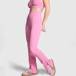 PINK Victoria's Secret Ribbed Leggings in Pink